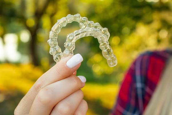 Maintaining Your Clear Aligners